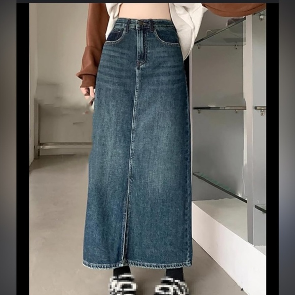H&M denim skirt